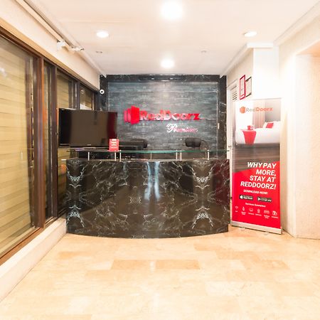 Reddoorz Premium Near Greenbelt Makati - Vaccinated Staff Makati City Zewnętrze zdjęcie