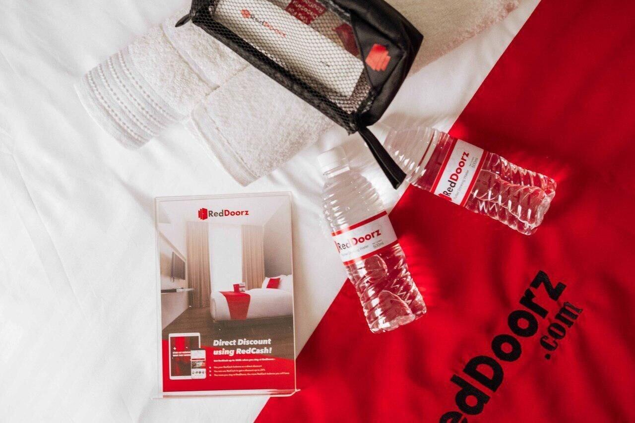 Reddoorz Premium Near Greenbelt Makati - Vaccinated Staff Makati City Zewnętrze zdjęcie