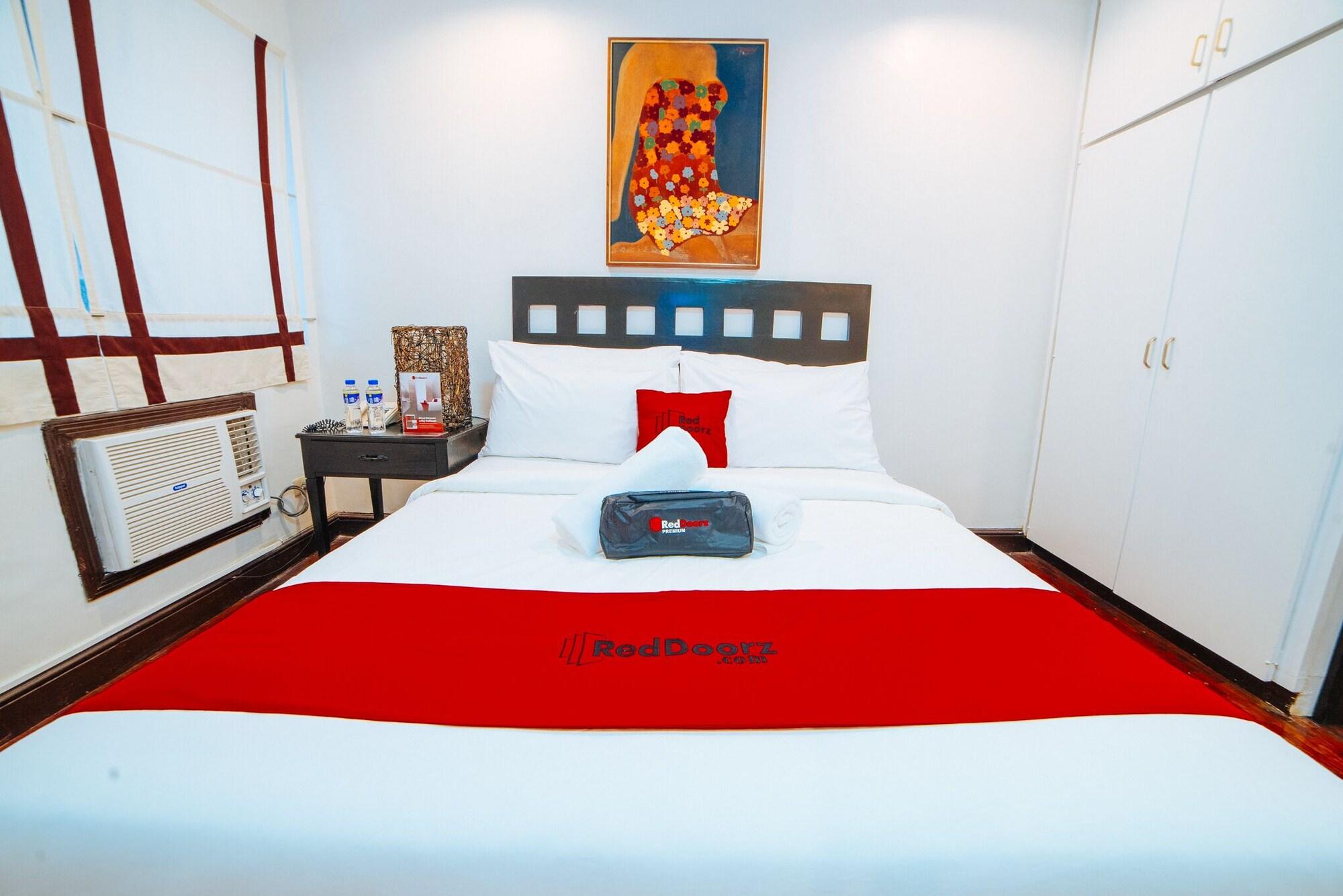Reddoorz Premium Near Greenbelt Makati - Vaccinated Staff Makati City Zewnętrze zdjęcie