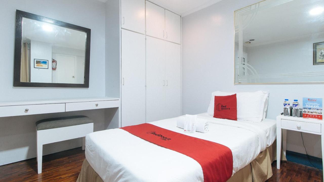 Reddoorz Premium Near Greenbelt Makati - Vaccinated Staff Makati City Zewnętrze zdjęcie