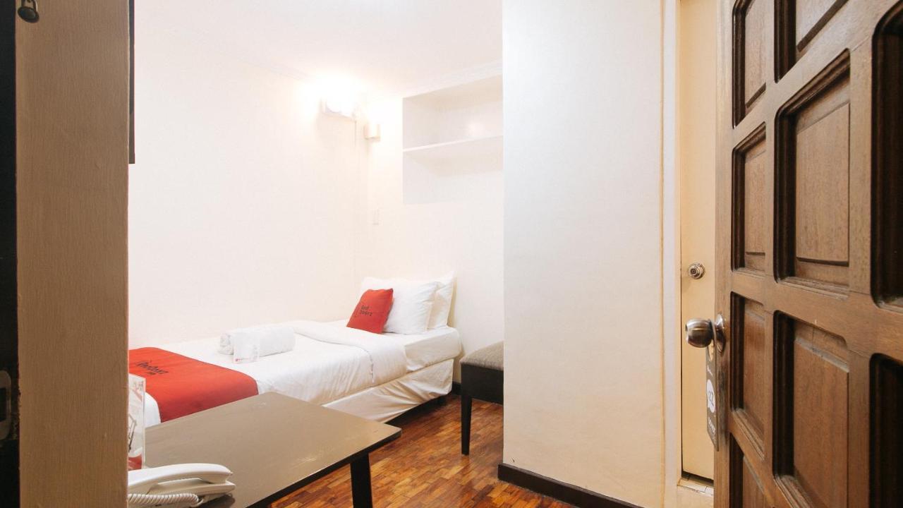 Reddoorz Premium Near Greenbelt Makati - Vaccinated Staff Makati City Zewnętrze zdjęcie