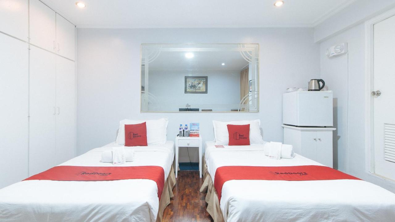 Reddoorz Premium Near Greenbelt Makati - Vaccinated Staff Makati City Zewnętrze zdjęcie