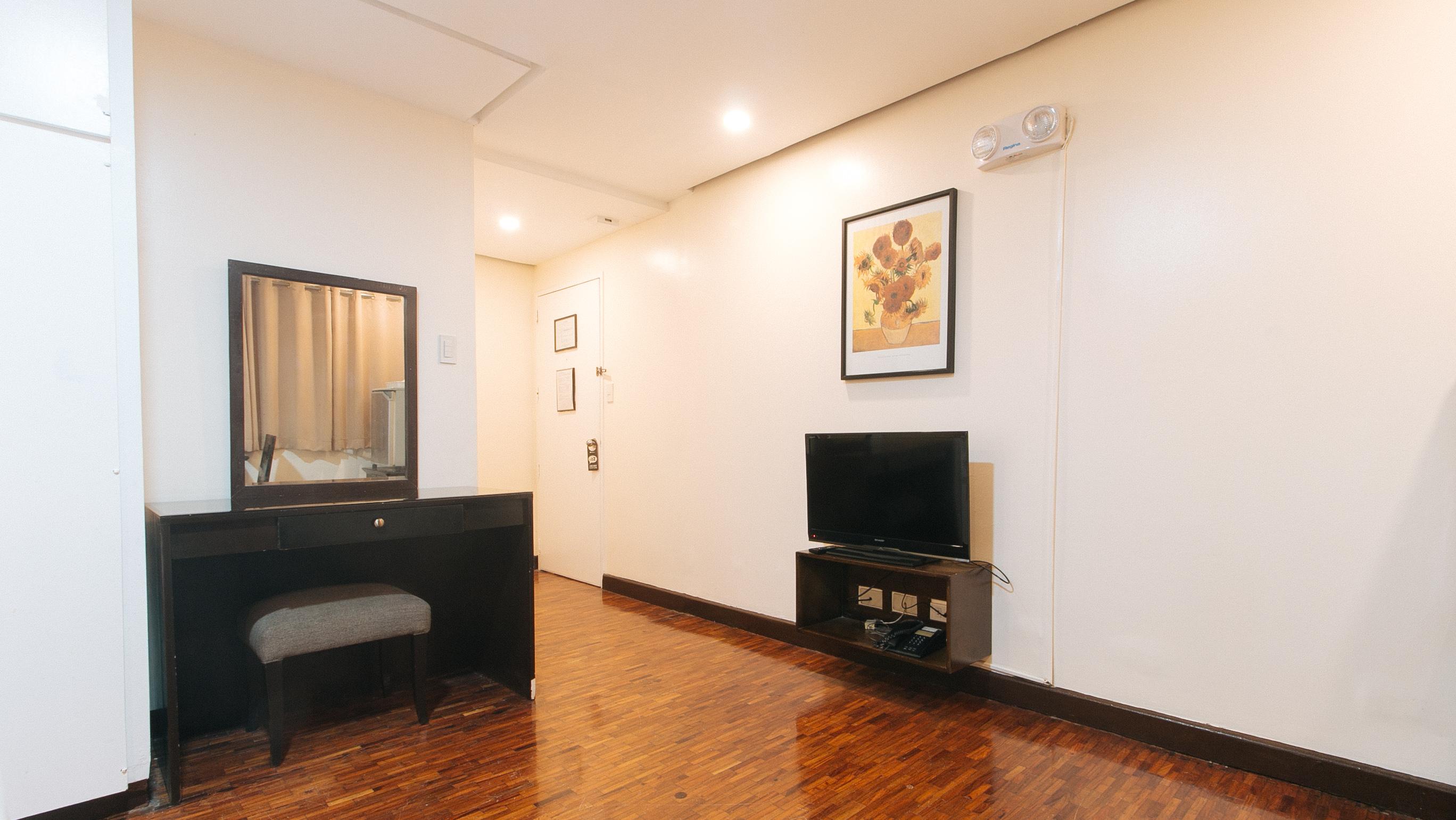 Reddoorz Premium Near Greenbelt Makati - Vaccinated Staff Makati City Zewnętrze zdjęcie